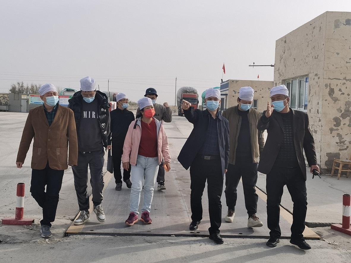 李林、樊治強(qiáng)一行到省棉麻集團(tuán)基地督導(dǎo)調(diào)研安全生產(chǎn)、棉花儲(chǔ)備工作